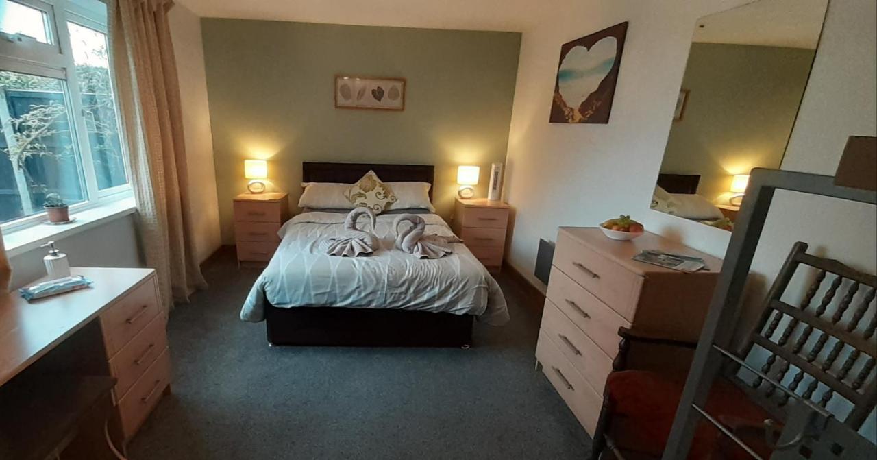 The Broads B&B With Private Shower Room And Wc Potter Heigham Exteriör bild